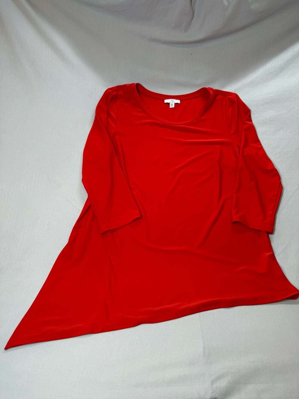 Halston Red Asymmetrical Hem Top Size M/M